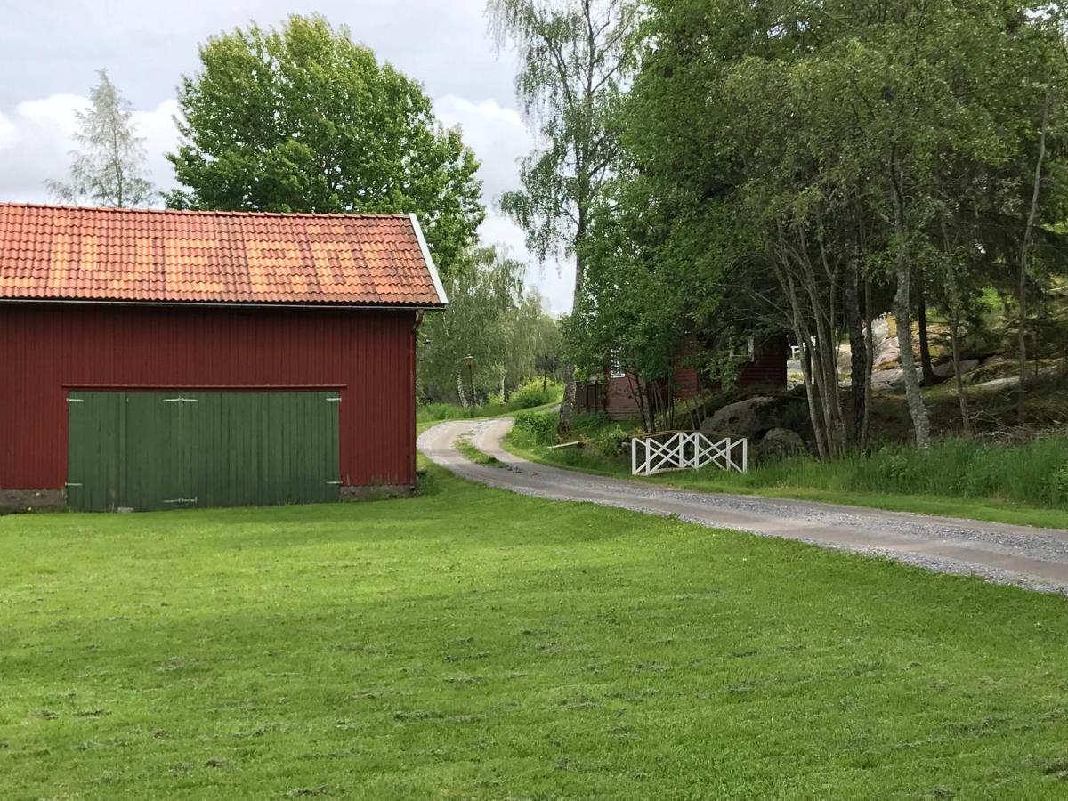 Stuga Utanfoer Fjaellbacka エクステリア 写真